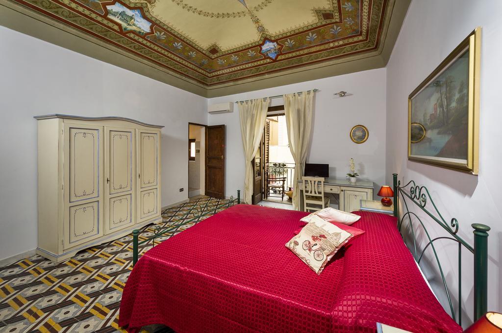 Agli Affreschi Hotel Castellammare del Golfo Bagian luar foto